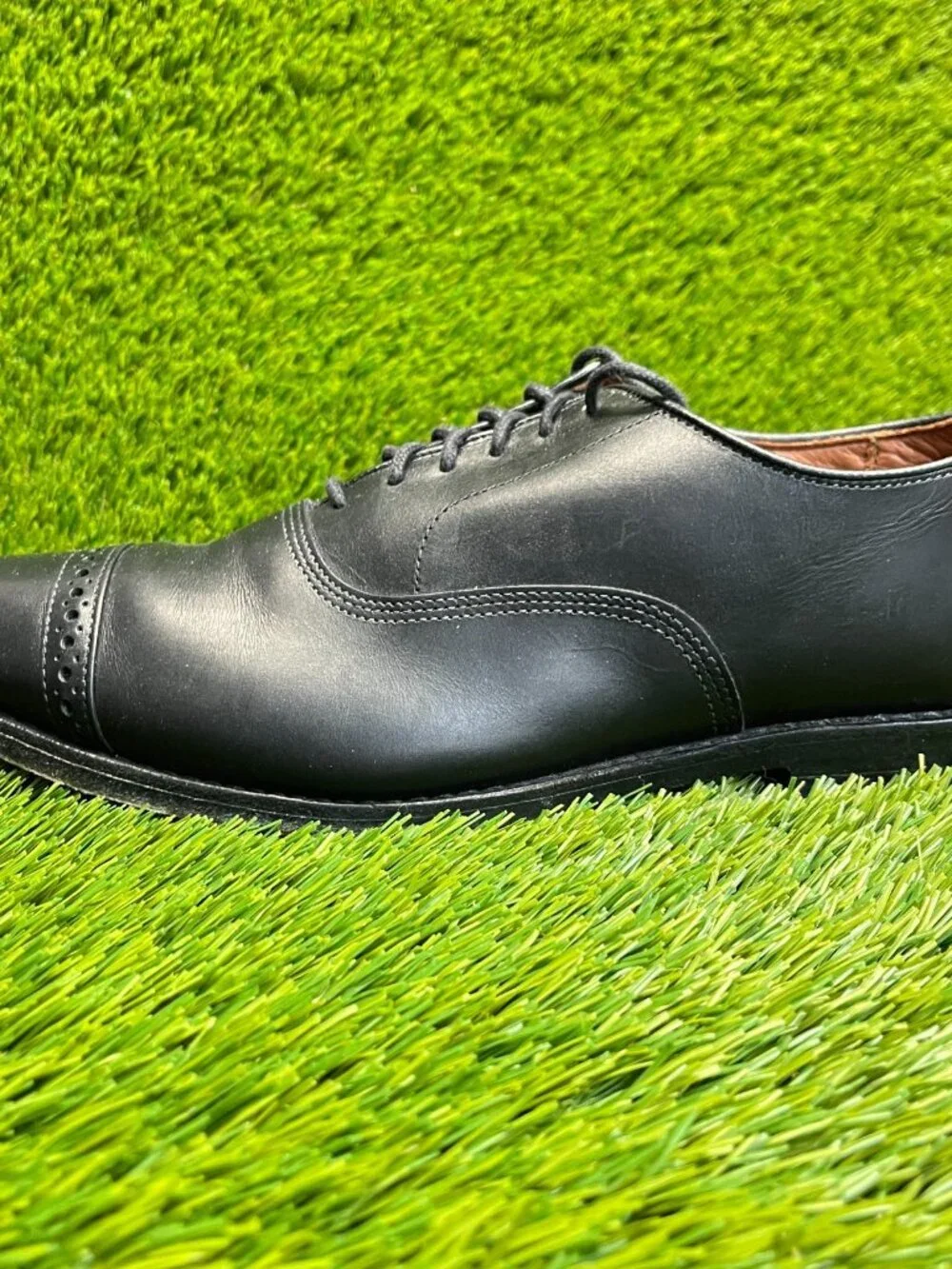 Allen Edmonds Fifth Avenue Mens Size 10.5 Black Classic Cap Toe Oxford Shoes